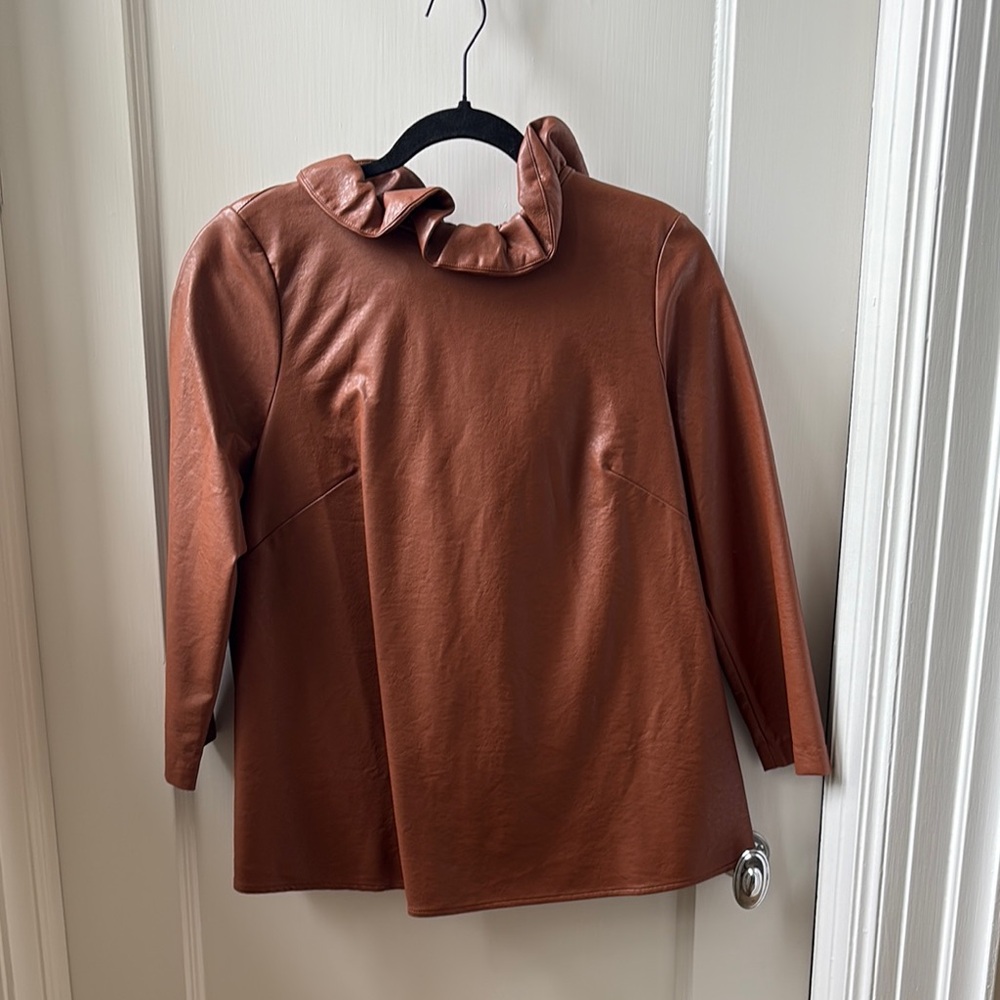 Tuckernuck Brown Ruffle Collar Top